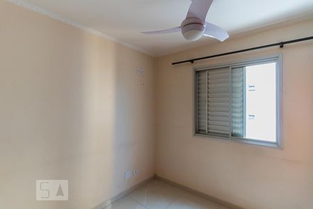 Quarto 1 de apartamento para alugar com 2 quartos, 55m² em Jardim Arize, São Paulo