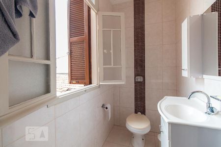 Casa à venda com 350m², 6 quartos e 8 vagas Casa à venda com 350m², 6 quartos e 8 vagasLavabo