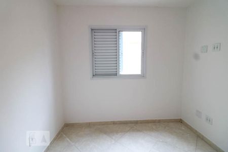 Suíte  1 de apartamento para alugar com 2 quartos, 44m² em Vila São Pedro, Santo André