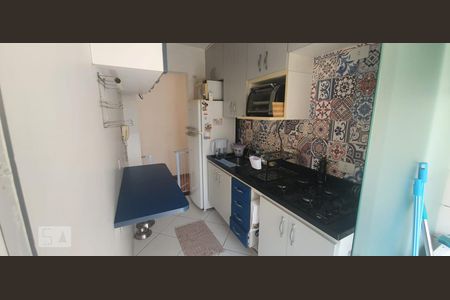 Cozinha de apartamento para alugar com 2 quartos, 51m² em Socorro, São Paulo