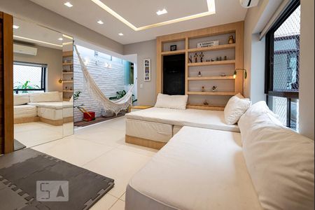 Apartamento à venda com 198m², 3 quartos e 3 vagasSala 2