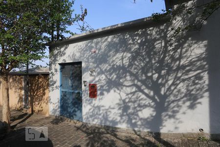 Casa à venda com 416m², 3 quartos e 2 vagasFachada da Casa