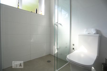 Casa à venda com 416m², 3 quartos e 2 vagasBanheiro Social
