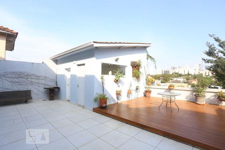 Casa à venda com 416m², 3 quartos e 2 vagasDeck