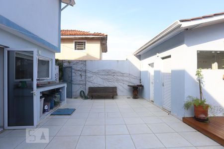 Casa à venda com 416m², 3 quartos e 2 vagasDeck