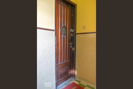 Apartamento à venda com 45m², 2 quartos e sem vaga Apartamento à venda com 45m², 2 quartos e sem vagaEntrada