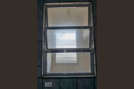 Apartamento à venda com 45m², 2 quartos e sem vaga Apartamento à venda com 45m², 2 quartos e sem vagaBanheiro