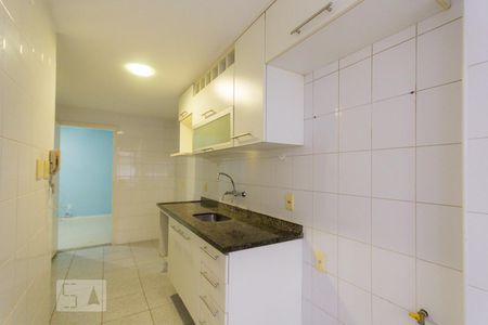 Apartamento à venda com 94m², 3 quartos e 1 vagaCozinha e Área de Serviço