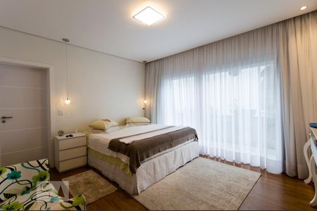 Casa à venda com 300m², 3 quartos e 5 vagas Casa à venda com 300m², 3 quartos e 5 vagasSuíte 3