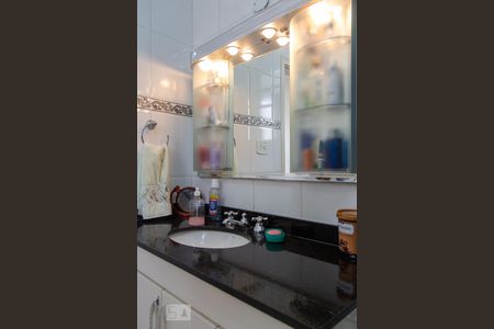 Apartamento à venda com 190m², 3 quartos e 1 vaga Apartamento à venda com 190m², 3 quartos e 1 vagaBanheiro Social