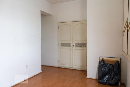 Apartamento à venda com 190m², 3 quartos e 1 vaga Apartamento à venda com 190m², 3 quartos e 1 vagaQuarto 2