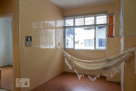 Apartamento à venda com 190m², 3 quartos e 1 vaga Apartamento à venda com 190m², 3 quartos e 1 vagaÁrea de Serviço