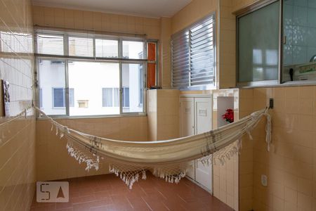 Apartamento à venda com 190m², 3 quartos e 1 vaga Apartamento à venda com 190m², 3 quartos e 1 vagaÁrea de Serviço