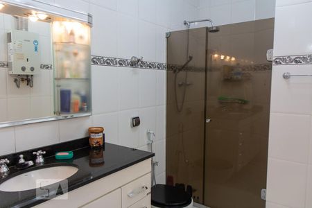 Apartamento à venda com 190m², 3 quartos e 1 vaga Apartamento à venda com 190m², 3 quartos e 1 vagaBanheiro Social