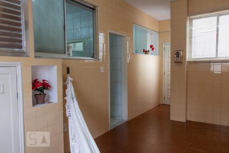Apartamento à venda com 190m², 3 quartos e 1 vaga Apartamento à venda com 190m², 3 quartos e 1 vagaÁrea de Serviço