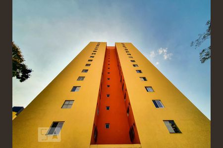 Apartamento à venda com 59m², 2 quartos e 1 vaga Apartamento à venda com 59m², 2 quartos e 1 vagaFachada