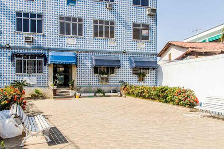 Apartamento à venda com 90m², 3 quartos e 1 vaga Apartamento à venda com 90m², 3 quartos e 1 vagaFachada