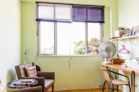 Apartamento à venda com 90m², 3 quartos e 1 vaga Apartamento à venda com 90m², 3 quartos e 1 vagaQuarto 2