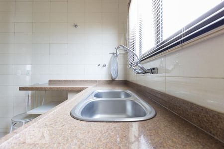 Apartamento para alugar com 130m², 3 quartos e 2 vagas Apartamento para alugar com 130m², 3 quartos e 2 vagasCozinha