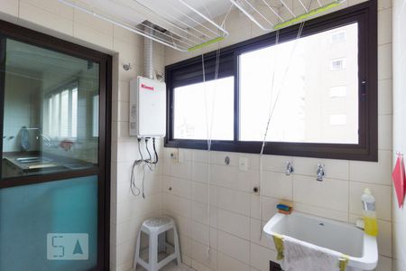 Apartamento para alugar com 130m², 3 quartos e 2 vagas Apartamento para alugar com 130m², 3 quartos e 2 vagasÁrea de Serviço