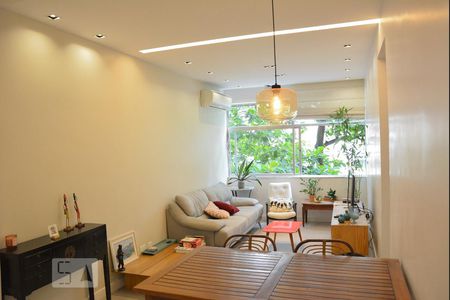 Sala de apartamento para alugar com 2 quartos, 69m² em Flamengo, Rio de Janeiro