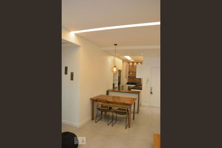 Sala de apartamento para alugar com 2 quartos, 69m² em Flamengo, Rio de Janeiro
