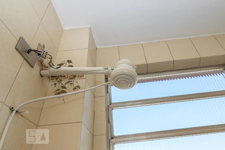 Apartamento à venda com 170m², 3 quartos e 3 vagas Apartamento à venda com 170m², 3 quartos e 3 vagasBanheiro da Suíte 2 - Chuveiro elétrico