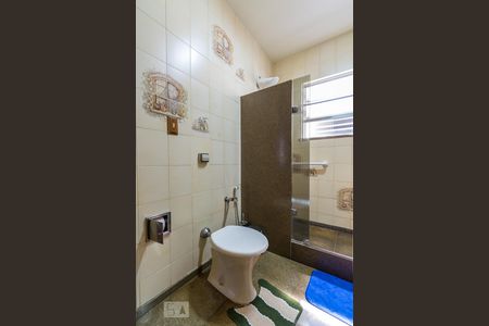 Apartamento à venda com 170m², 3 quartos e 3 vagas Apartamento à venda com 170m², 3 quartos e 3 vagasBanheiro Social