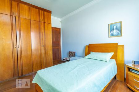 Apartamento à venda com 240m², 3 quartos e 2 vagas Apartamento à venda com 240m², 3 quartos e 2 vagasSuíte2