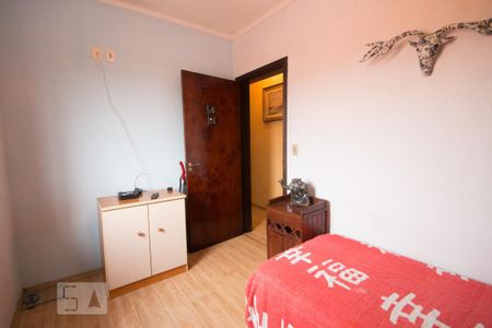 Casa à venda com 170m², 4 quartos e 4 vagas Casa à venda com 170m², 4 quartos e 4 vagasQuarto 1