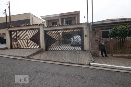 Casa à venda com 170m², 4 quartos e 4 vagas