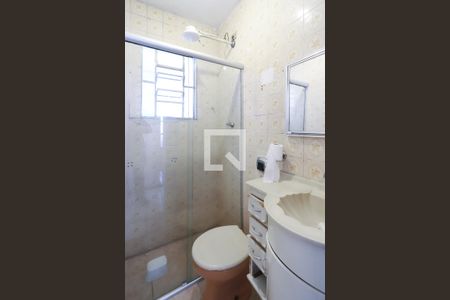 Casa à venda com 116m², 3 quartos e 2 vagas Casa à venda com 116m², 3 quartos e 2 vagasBanheiro