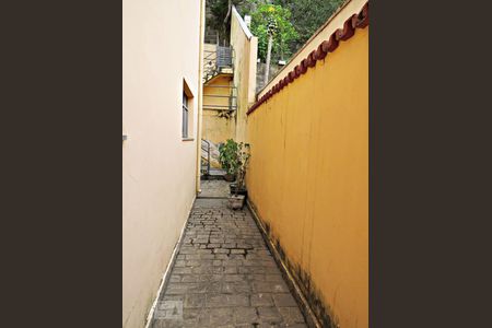 Casa à venda com 300m², 3 quartos e 4 vagasQuintal