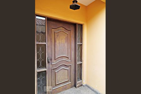 Casa à venda com 300m², 3 quartos e 4 vagasEntrada