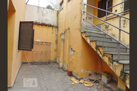 Casa à venda com 300m², 3 quartos e 4 vagasQuintal