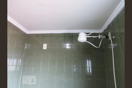 Casa à venda com 300m², 3 quartos e 4 vagasChuveiro