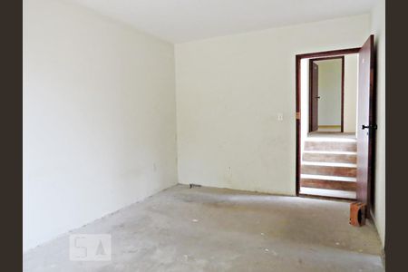 Casa à venda com 300m², 3 quartos e 4 vagasQuarto 1 - Suíte