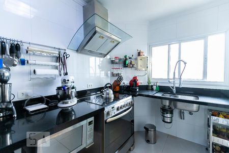 Apartamento à venda com 136m², 2 quartos e 2 vagasCozinha