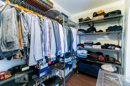 Apartamento à venda com 136m², 2 quartos e 2 vagasCloset da suíte 2