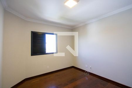 Apartamento à venda com 263m², 3 quartos e 1 vaga Apartamento à venda com 263m², 3 quartos e 1 vagaQuarto 3
