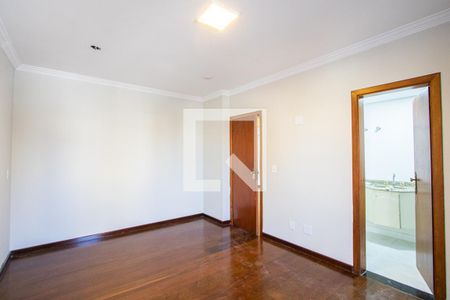 Apartamento à venda com 263m², 3 quartos e 1 vaga Apartamento à venda com 263m², 3 quartos e 1 vagaQuarto 1