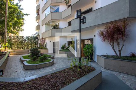 Apartamento à venda com 263m², 3 quartos e 1 vaga Apartamento à venda com 263m², 3 quartos e 1 vagaÁrea comum