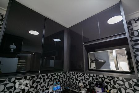 Apartamento à venda com 56m², 2 quartos e 1 vaga Apartamento à venda com 56m², 2 quartos e 1 vagaCozinha - Armários