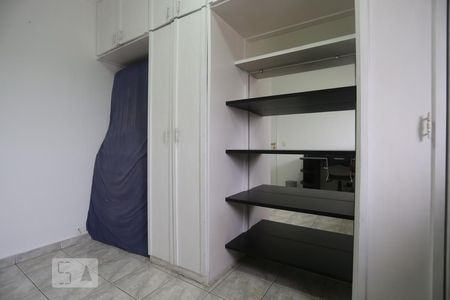 Quarto 1 de apartamento para alugar com 2 quartos, 63m² em Caxingui, São Paulo