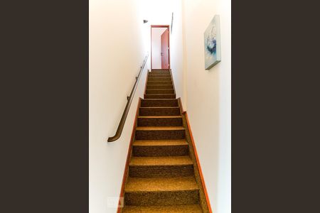 Casa à venda com 500m², 6 quartos e 3 vagasEscadas Quartos