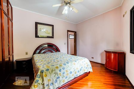 Casa à venda com 500m², 6 quartos e 3 vagasQuarto 2