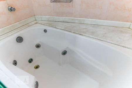 Casa à venda com 500m², 6 quartos e 3 vagasBanheiro