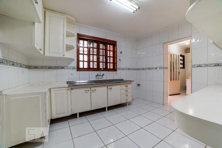 Casa à venda com 500m², 6 quartos e 3 vagasCozinha 