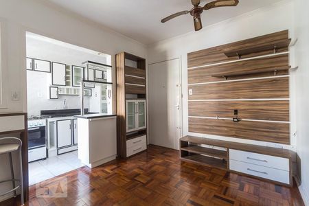 Sala de apartamento para alugar com 1 quarto, 35m² em Passo D’areia, Porto Alegre