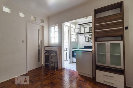 Sala de apartamento para alugar com 1 quarto, 35m² em Passo D’areia, Porto Alegre